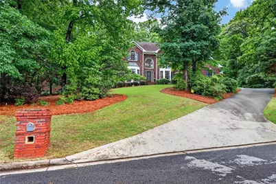1290 Oxford Drive SE, Conyers, GA 30013 - Photo 3