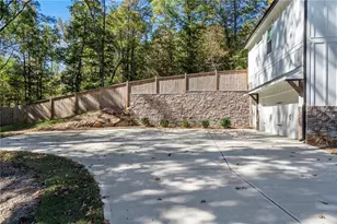 17 Pinoak Trail SE, Cartersville, GA 30121 - Photo 3