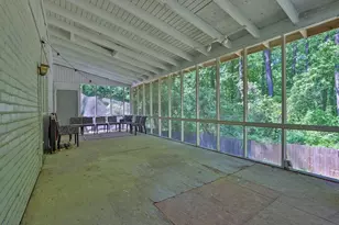 557 Rue Montaigne, Stone Mountain, GA 30083 - Photo 35