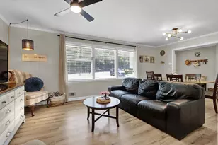 557 Rue Montaigne, Stone Mountain, GA 30083 - Photo 11