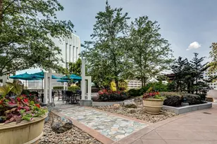 3324 Peachtree Rd NE, Atlanta, GA 30326 - Photo 19
