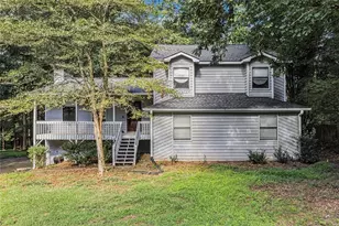 219 Park Ave, Woodstock, GA 30188 - Photo 1