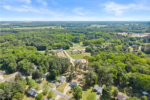 709 Muirfield Dr, Winder, GA 30680 - Photo 63