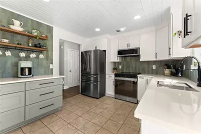 709 Muirfield Drive, Winder, GA 30680 - Photo 3