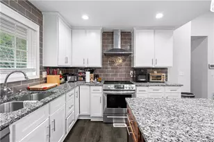 1609 Elm Ridge Way, Stone Mountain, GA 30083 - Photo 15