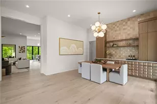 4845 Lansbury Dr, Atlanta, GA 30342 - Photo 5