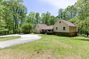 4854 Ivey Ln, Douglasville, GA 30135 - Photo 3