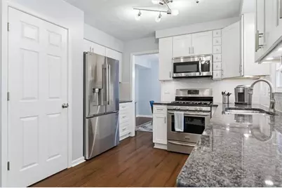 3085 Abbotts Pointe Drive, Duluth, GA 30097 - Photo 3