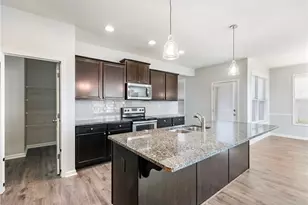 6026 Yacht Wy, Flowery Branch, GA 30542 - Photo 11