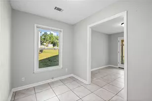 1194 Meadow Oaks Dr NW, Acworth, GA 30102 - Photo 17