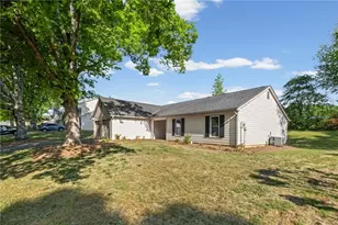 1194 Meadow Oaks Dr NW, Acworth, GA 30102 - Photo 3