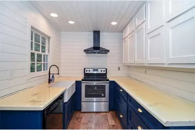 1117 Mandalay Court SW, Lilburn, GA 30047 - Photo 13