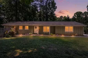 1117 Mandalay Ct SW, Lilburn, GA 30047 - Photo 1