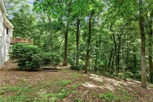 217 Skyland Dr, Roswell, GA 30075 - Photo 21