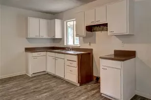 8774 Channing Dr, Jonesboro, GA 30238 - Photo 3