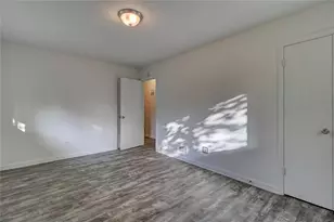 8774 Channing Dr, Jonesboro, GA 30238 - Photo 5