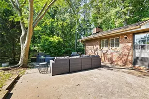 702 Highview Dr SE, Smyrna, GA 30082 - Photo 31