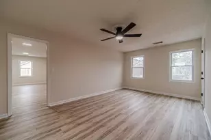 380 Cardigan Cir SW, Lilburn, GA 30047 - Photo 33