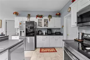 6689 Jojanne Ln, Lithonia, GA 30038 - Photo 15