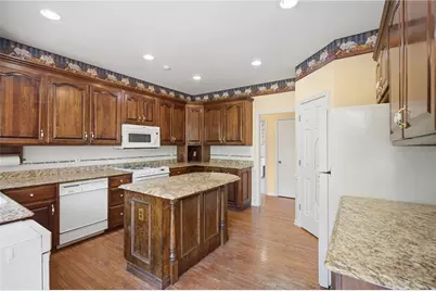 2744 Waters Edge Drive, Gainesville, GA 30504 - Photo 19