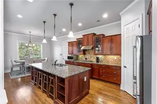 679 Crystal Cove Ct, Loganville, GA 30052 - Photo 9