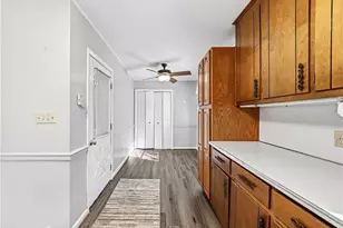 1291 W Sandtown Rd, Marietta, GA 30064 - Photo 11