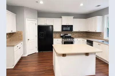 3525 Park Hill Circle, Loganville, GA 30052 - Photo 3