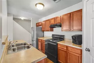 332 Oaktown Ct, Lawrenceville, GA 30044 - Photo 9