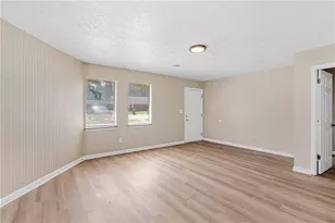 217 Tanglewood Dr, Monroe, GA 30656 - Photo 5