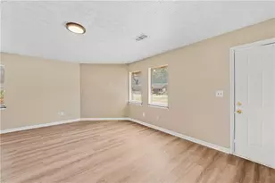 217 Tanglewood Dr, Monroe, GA 30656 - Photo 3