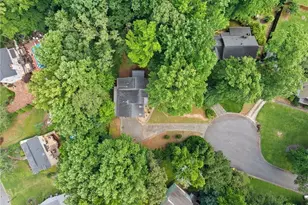 4528 Lashley Ct NE, Marietta, GA 30068 - Photo 3