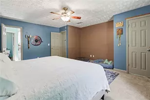 215 Hampton Woods Dr, Fayetteville, GA 30215 - Photo 15