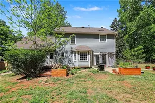 215 Hampton Woods Dr, Fayetteville, GA 30215 - Photo 7