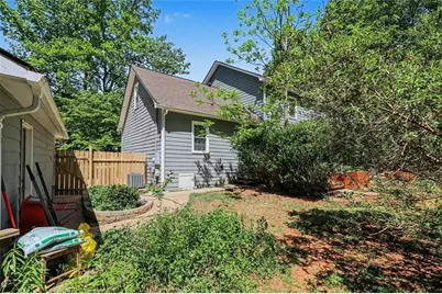 215 Hampton Woods Drive, Fayetteville, GA 30215 - Photo 7