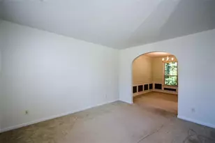 1942 Ashwood Grove Dr, Snellville, GA 30078 - Photo 9