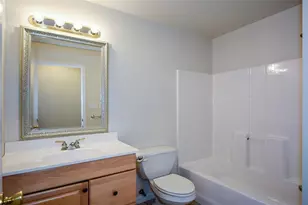 1942 Ashwood Grove Dr, Snellville, GA 30078 - Photo 17