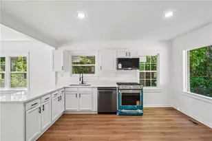 1680 Brewer Blvd SW, Atlanta, GA 30310 - Photo 17