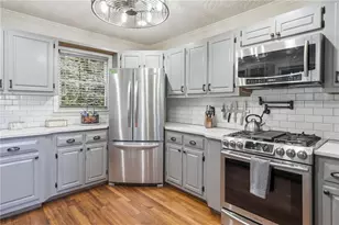 906 Riverside Ln, Blue Ridge, GA 30513 - Photo 9