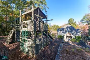 3136 Towerview Dr NE, Atlanta, GA 30324 - Photo 25