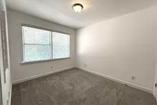 2232 Dunseath Ave, Atlanta, GA 30318 - Photo 9