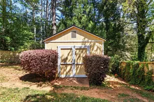 2111 Candlewood Ct NE, Marietta, GA 30066 - Photo 35