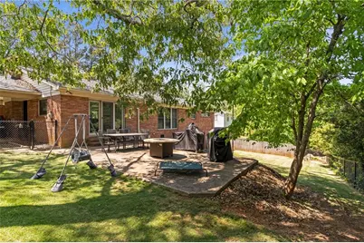 2037 Pine Tree Trail, Gainesville, GA 30501 - Photo 31