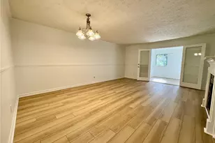 1911 Barrow Way, Duluth, GA 30096 - Photo 5