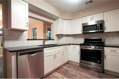 6033 Coventry Circle, Alpharetta, GA 30004 - Photo 3