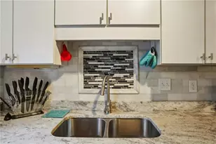 105 N River Dr, Atlanta, GA 30350 - Photo 9