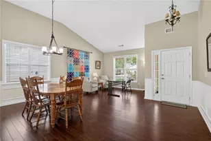 512 Little Shoals Pl, Canton, GA 30115 - Photo 5