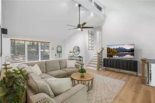 1075 Pine Grove Pointe Dr, Roswell, GA 30075 - Photo 11