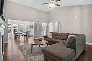 584 Tuxedo Dr, Commerce, GA 30530 - Photo 3