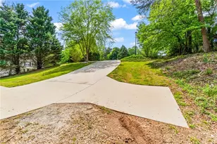 6366 Louisiana Way, Lula, GA 30554 - Photo 29
