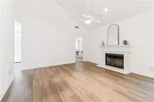 9126 Comstock Ct, Covington, GA 30014 - Photo 5